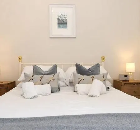 아파트 Ground Floor At The Lawns - Lovely Chic Ground Floor