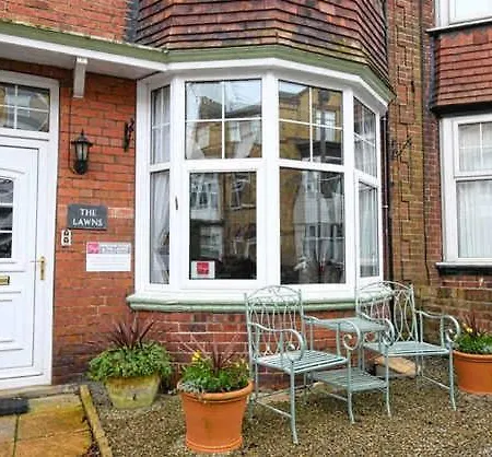 펜션 Ground Floor At The Lawns - Lovely Chic Ground Floor